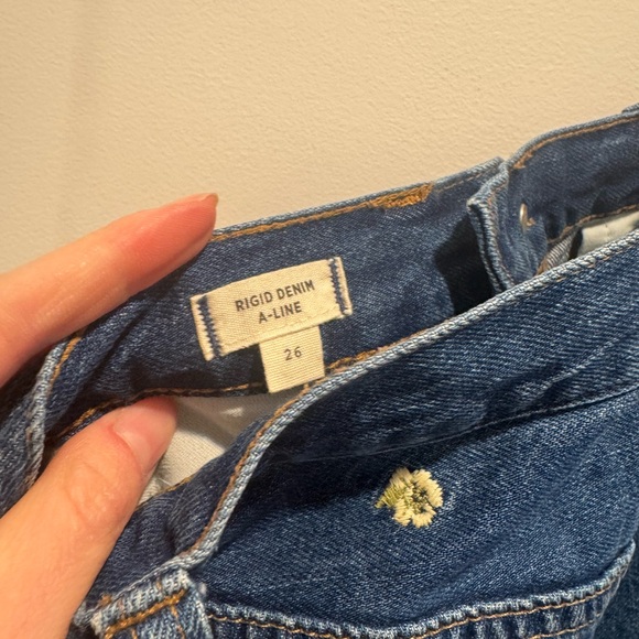 Madewell Rigid Denim A-Line Mini Skirt in Confetti Floral 26/2 - Picture 5 of 5